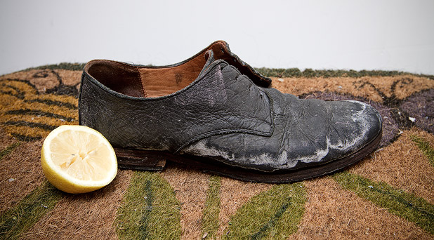 leather-boots-salt-stains-lemon-small